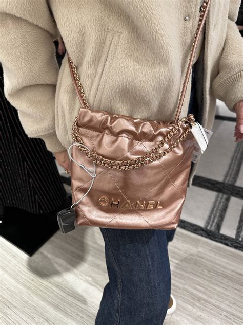 chanel 22 rosa|Chanel 22 purse.